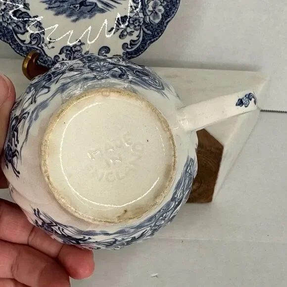 Johnson Brothers Coffee Cups and Saucers COACHING SCENES Regency Blue and White - Picture 4 of 11